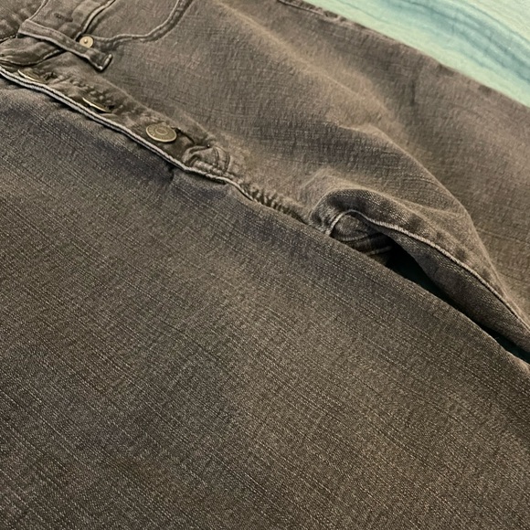 Madewell Button-fly Straight leg Jean - Picture 4 of 10